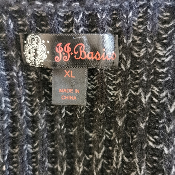 JJ. Basics Black & White Water Fall Sweater XL - Picture 6 of 10